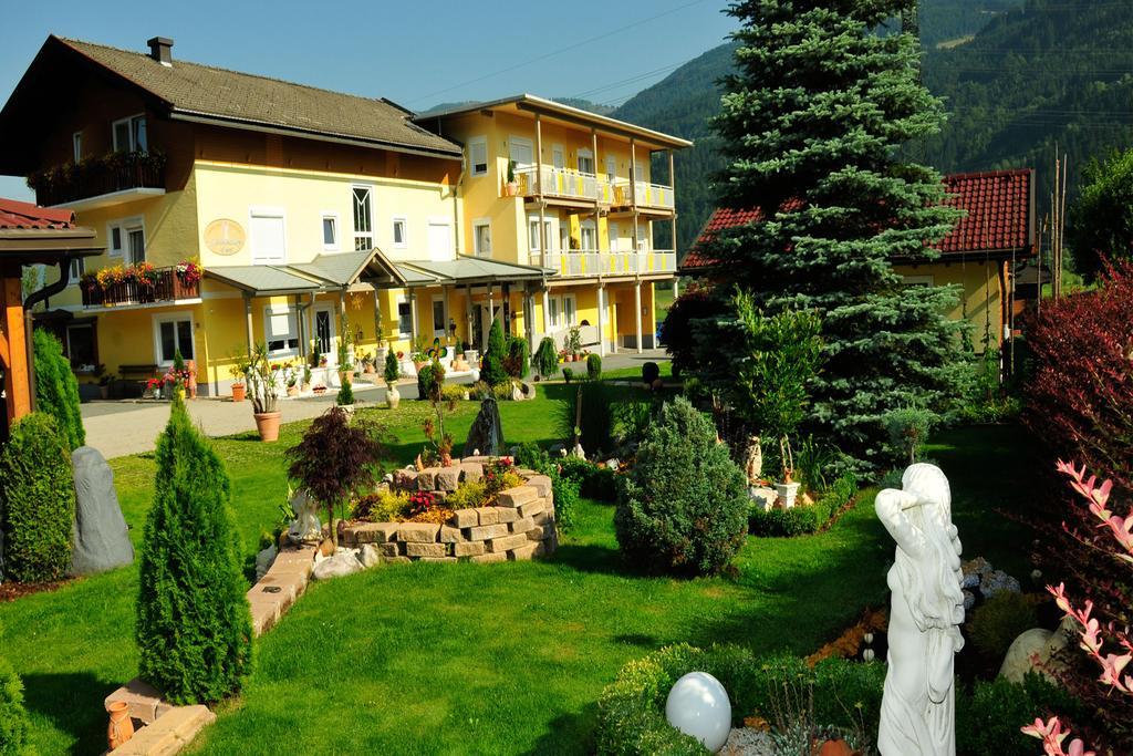 Hotel Garni Zerza Tröpolach Eksteriør bilde